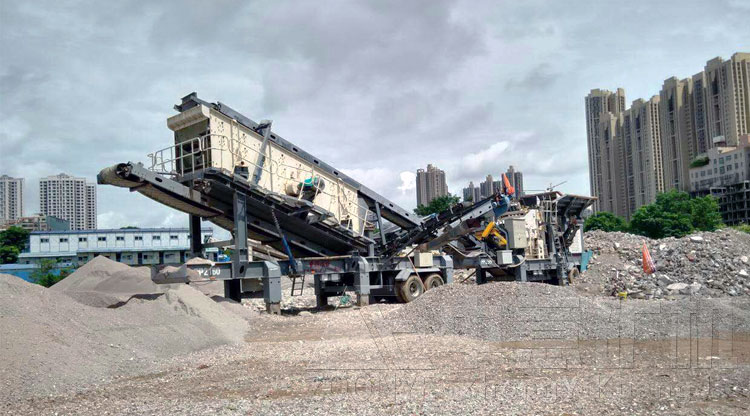 移動(dòng)破碎站現(xiàn)場(chǎng)