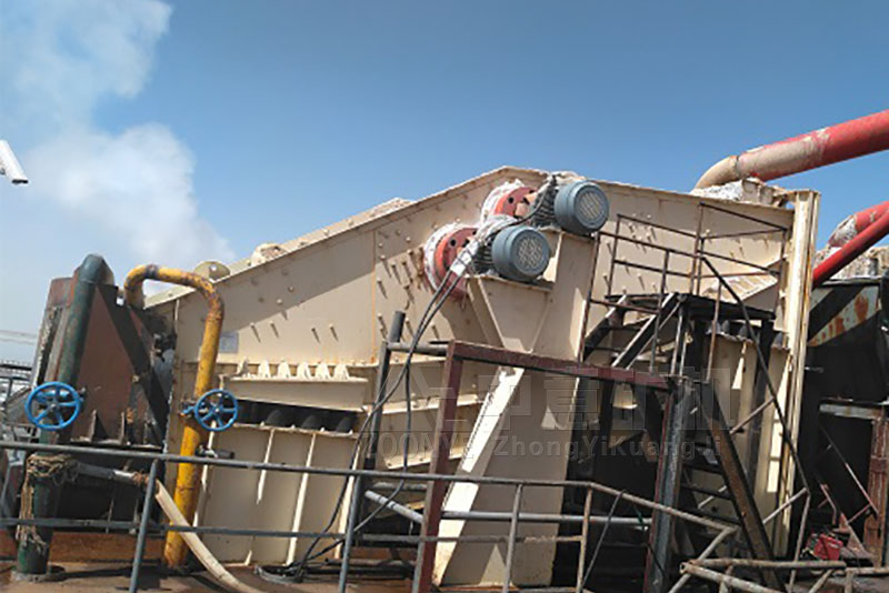 香蕉篩現(xiàn)場