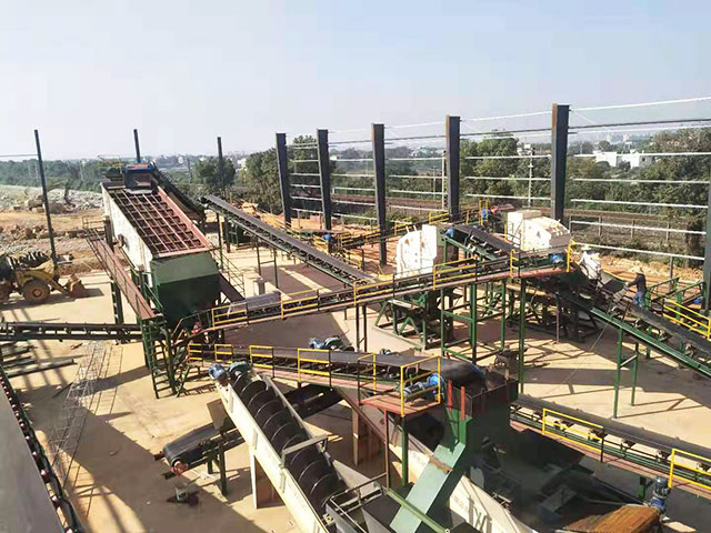 湖南長沙固定式建筑垃圾處理設(shè)備安裝現(xiàn)場