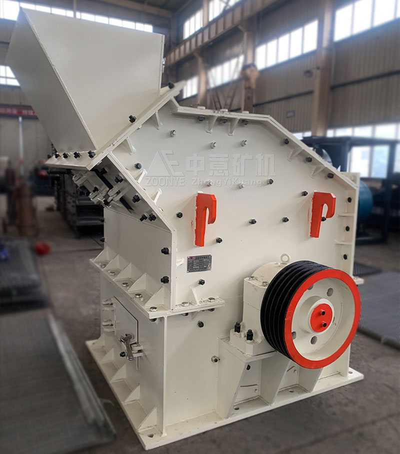 高效細碎機發(fā)往江蘇泰興石料廠