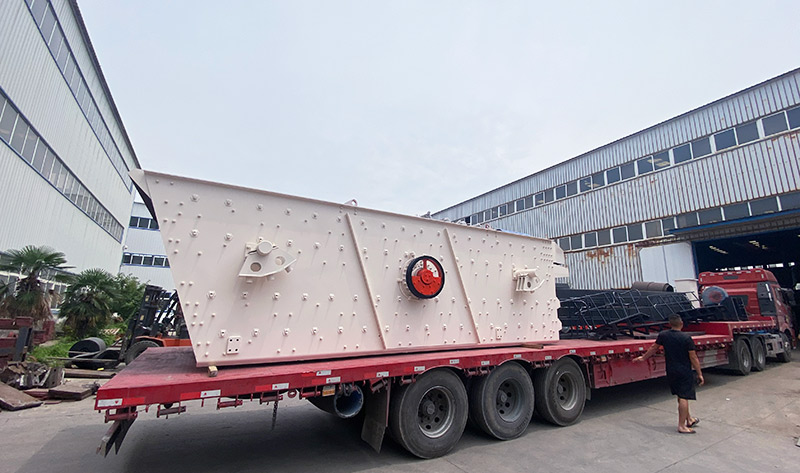 振動(dòng)篩發(fā)往山西