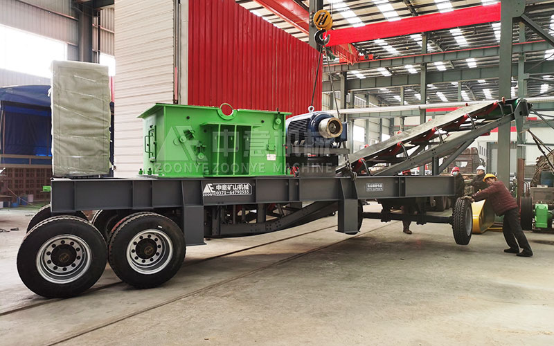 移動(dòng)支架+皮帶輸送機(jī).jpg 移動(dòng)支架+皮帶輸送機(jī).jpg