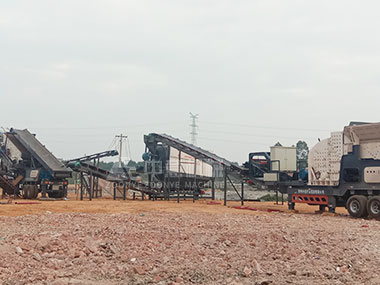 混凝土破碎機(jī)一小時(shí)產(chǎn)多少噸？移動式建筑垃圾破碎站廠家