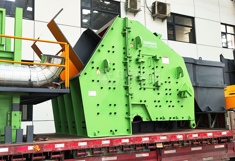 反擊式破碎機.jpg 反擊式破碎機