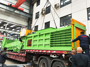 直擊中意機(jī)械發(fā)貨現(xiàn)場(chǎng)：打包機(jī)與鏈板輸送機(jī)齊發(fā)，共赴環(huán)保使命