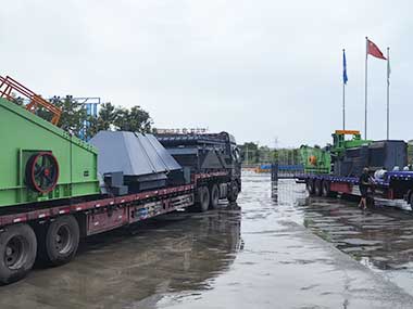 分批裝車再啟程！中意機械智能垃圾處理設備奔赴客戶現(xiàn)場